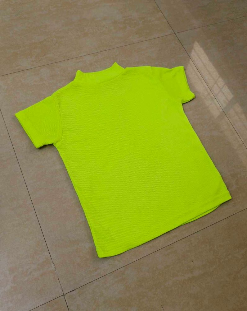 Neon Yellow Mock Neck Tee 📍Free Delivery
