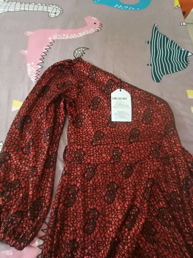 Sparkling Red One-Shoulder Dress