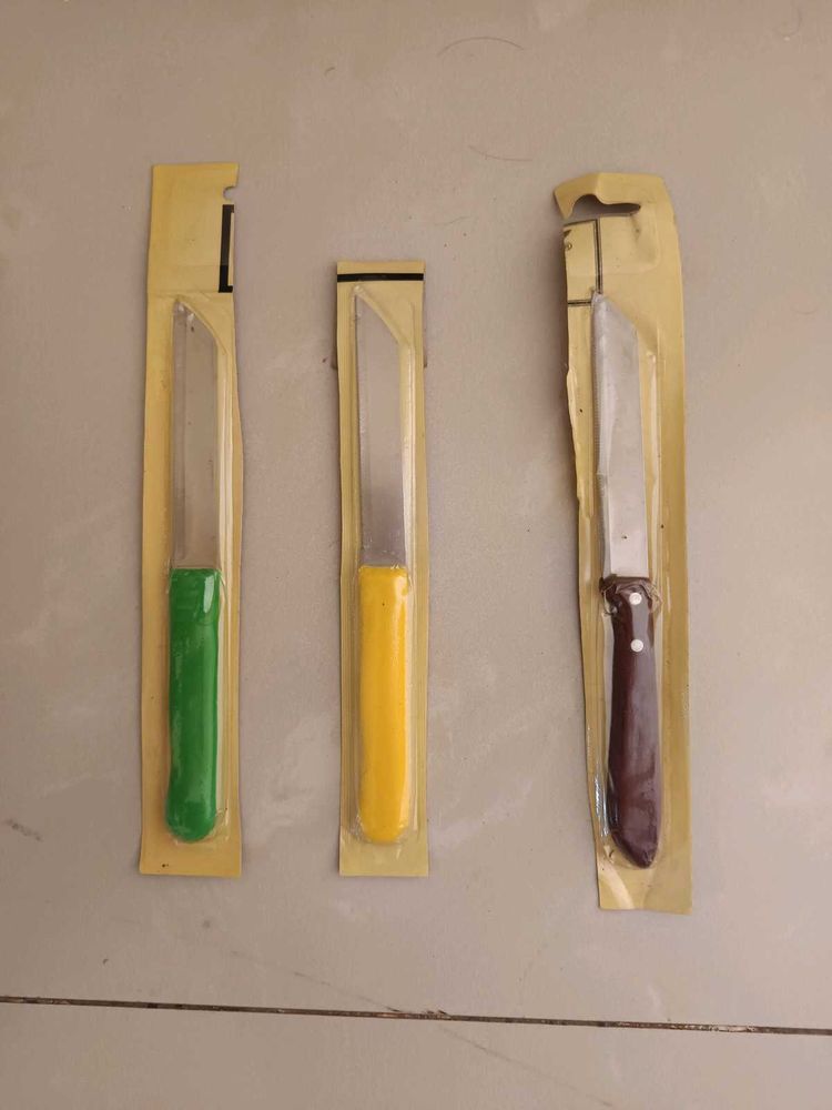 Unused Set of 3 Kitchen Knives