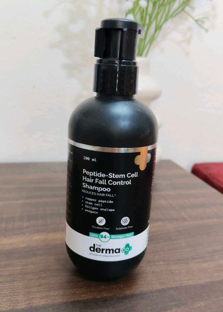 Derma Co Hair Fall Control Shampoo