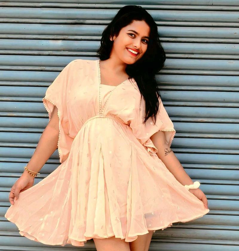 Chic Peach Mini Dress