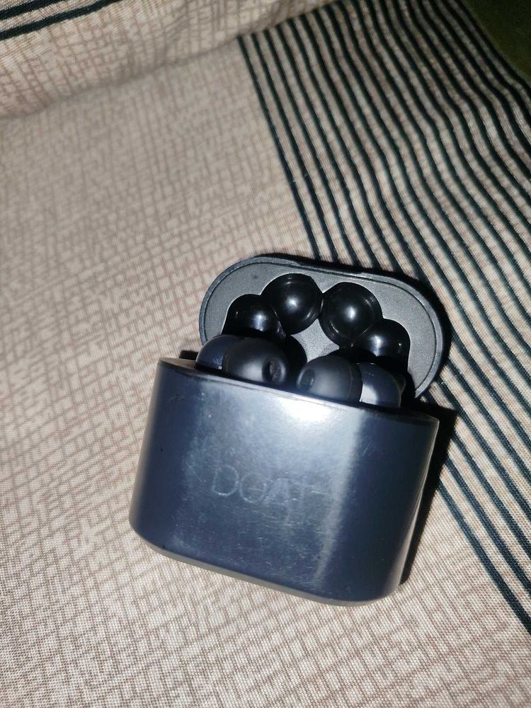 BoAt Wireless Earbuds