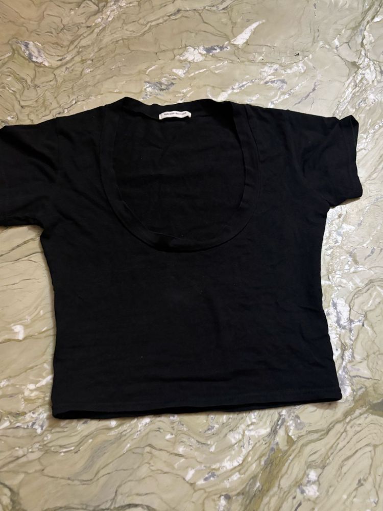 Black Basic crop Top