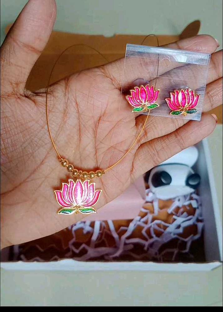 Lotus Necklace &amp; Earring Set