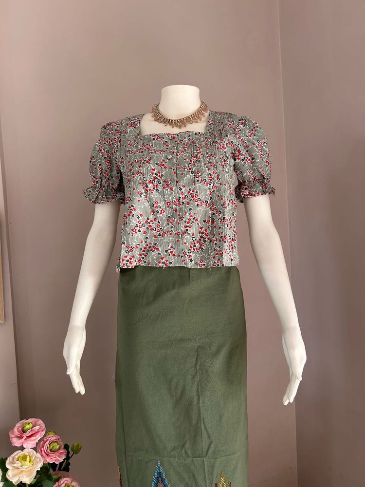 Vintage Floral Square Neck Puff Sleeve Blouse