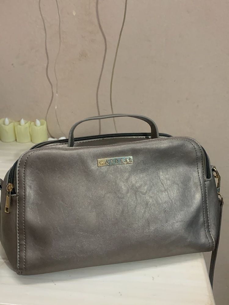 Original Stylish Grey Caprese Handbag