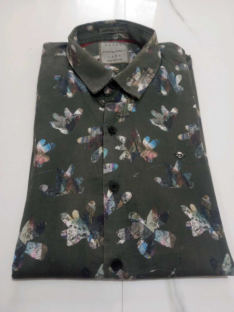 m size olive green beautiful shirt