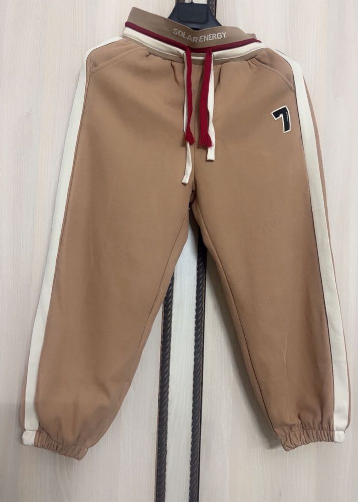 Beige Lower