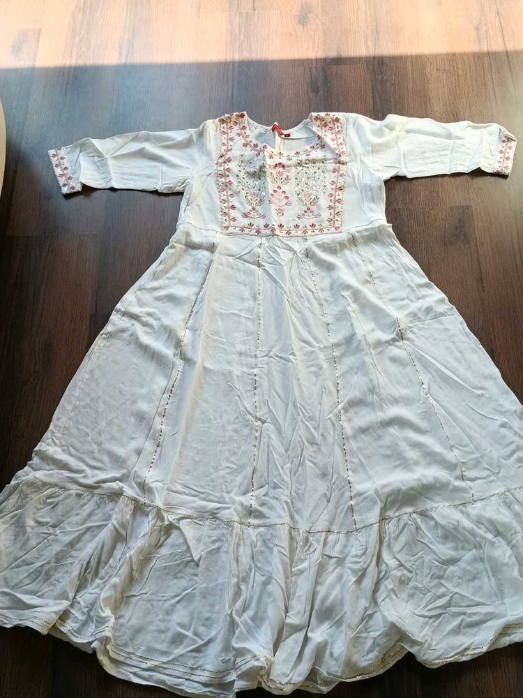 White Embroidered Anarkali Gown ( L size )