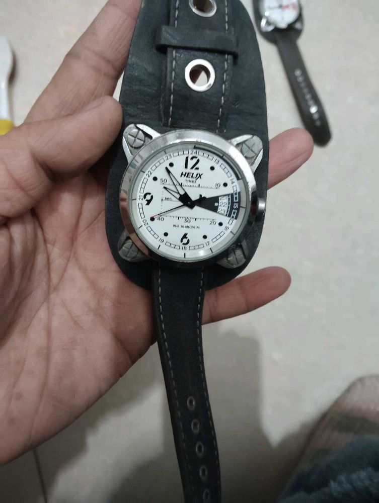 Helix Watch - Stylish Timepiece