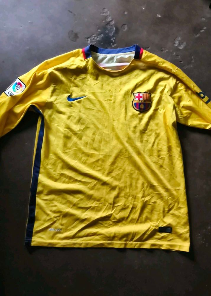 Nike FC Barcelona Away Jersey.