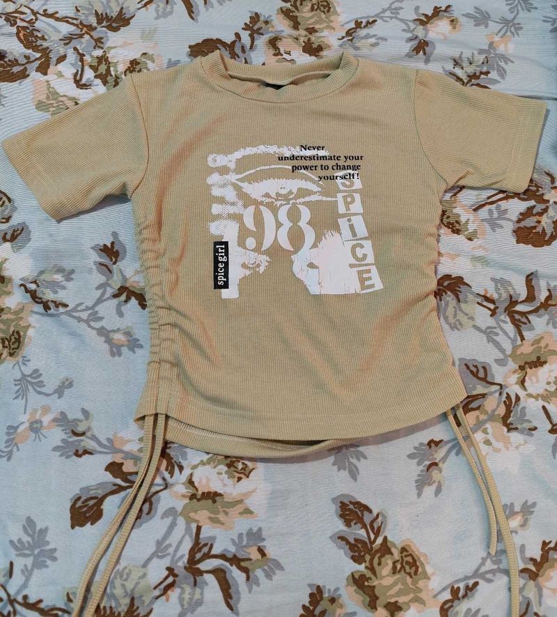 Cute Ruched Graphic Tee