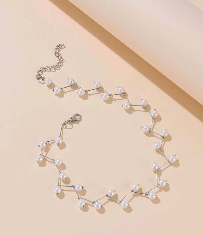 Chic Pearl Choker Necklace