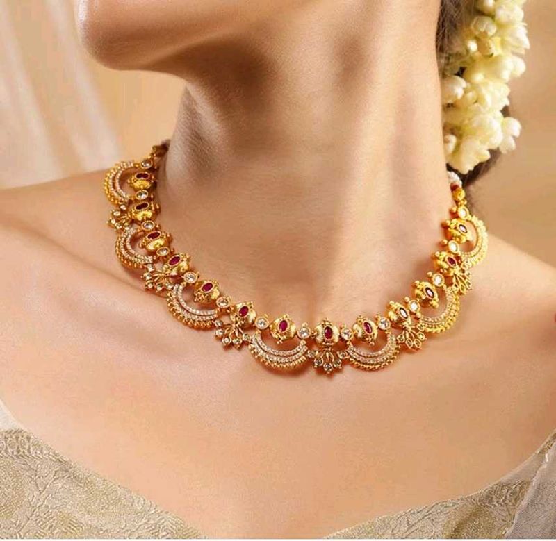 Elegant Gold-Plated Temple Necklace