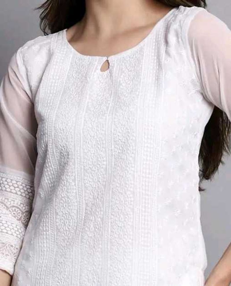 White Embroidered Kurta
