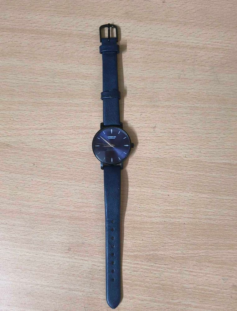 Stylish Blue Leather Strap Watch