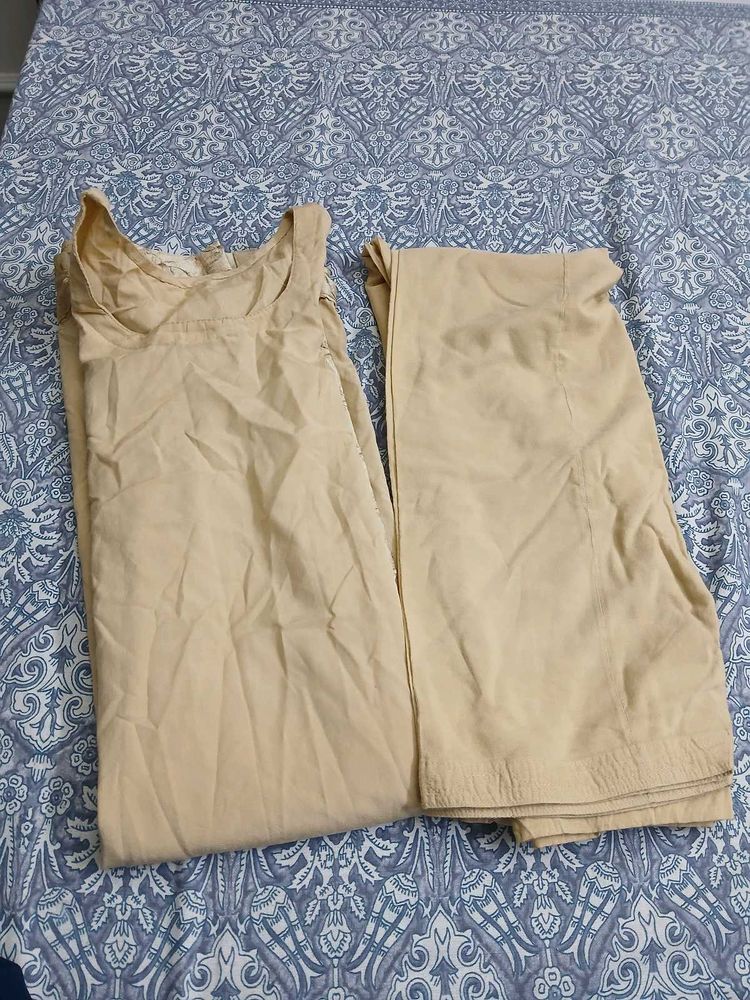 Women's Ethnic Kurta Set