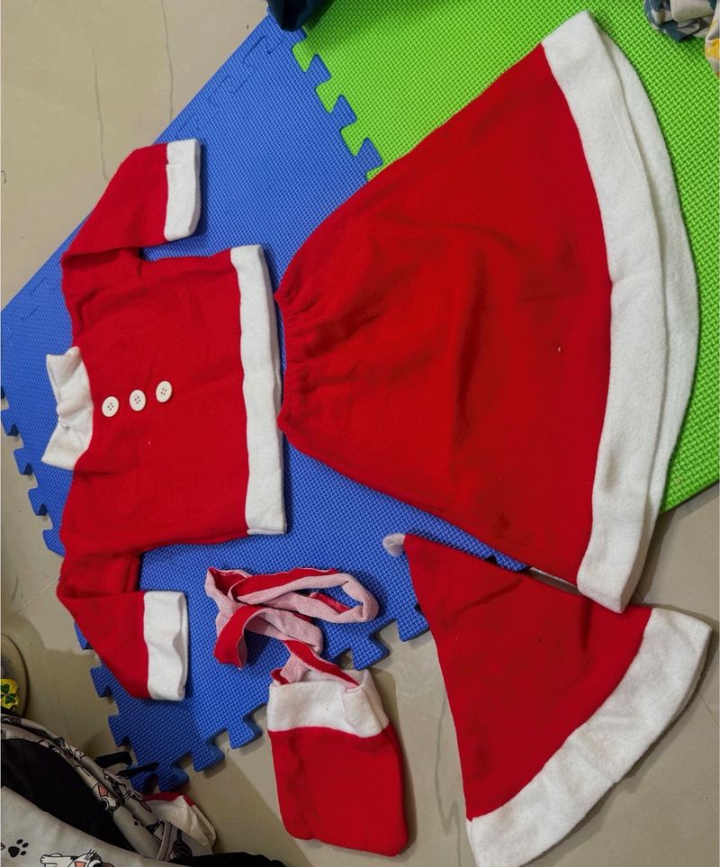 Santa Claus Costume Set - Festive Fun!