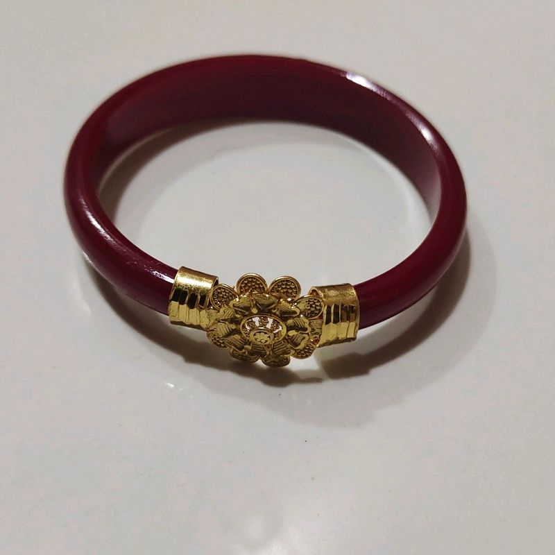 Pola bangle