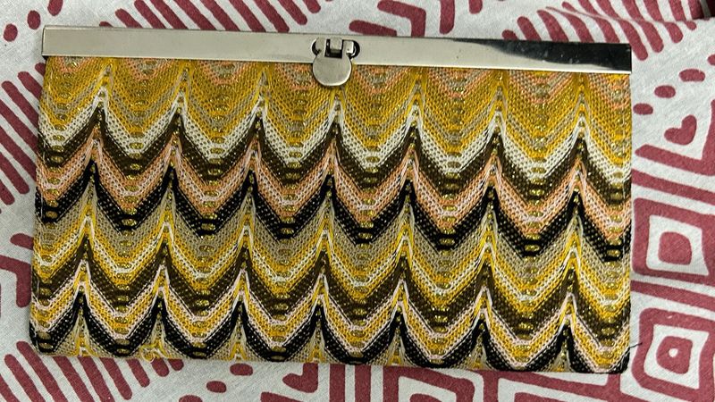 Chevron Zig Zag Pattern Clutch
