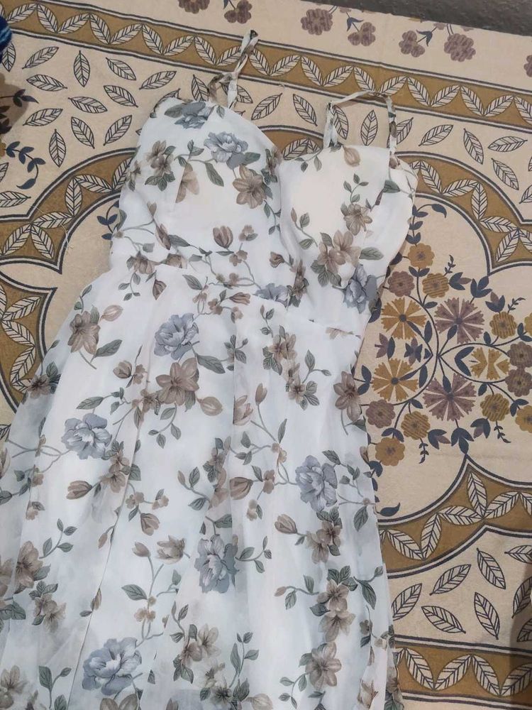 white floral dress