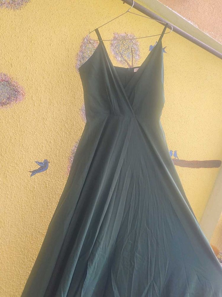 Elegant Dark Green Flowy Dress