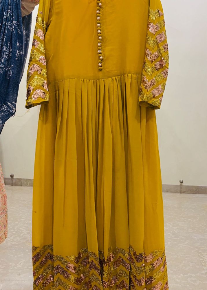 Elegant Yellow Embellished Ethnic Gown