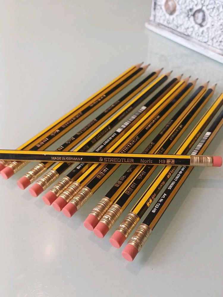 Staedtler Pencils - Set of 12