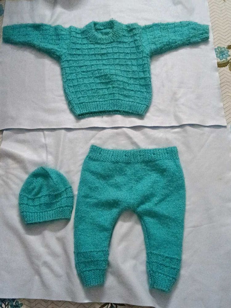 Cute Knitted Baby Set