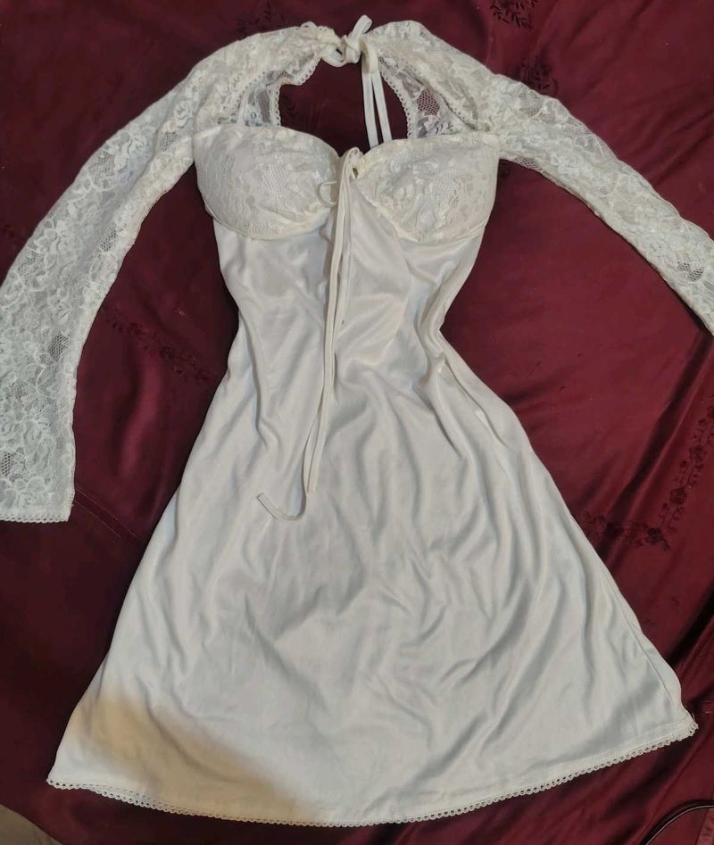 Backless Corset Lace Trim Off-White dress