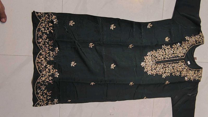 Elegant Embellished Kurta