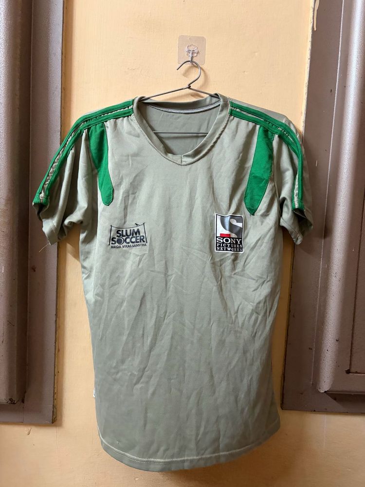 grey jersey