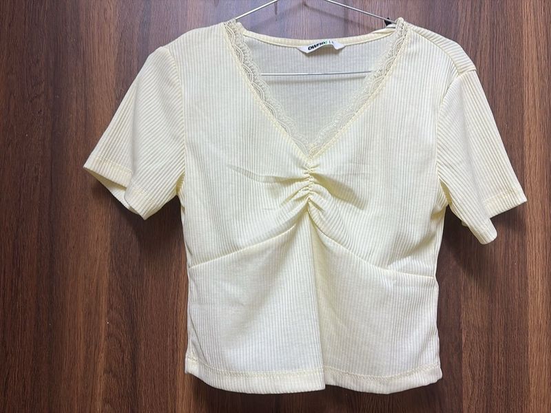 Cute Ruched Lace Trim Crop Top