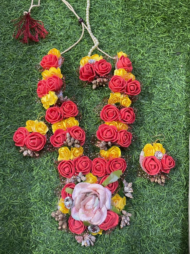 festive flora