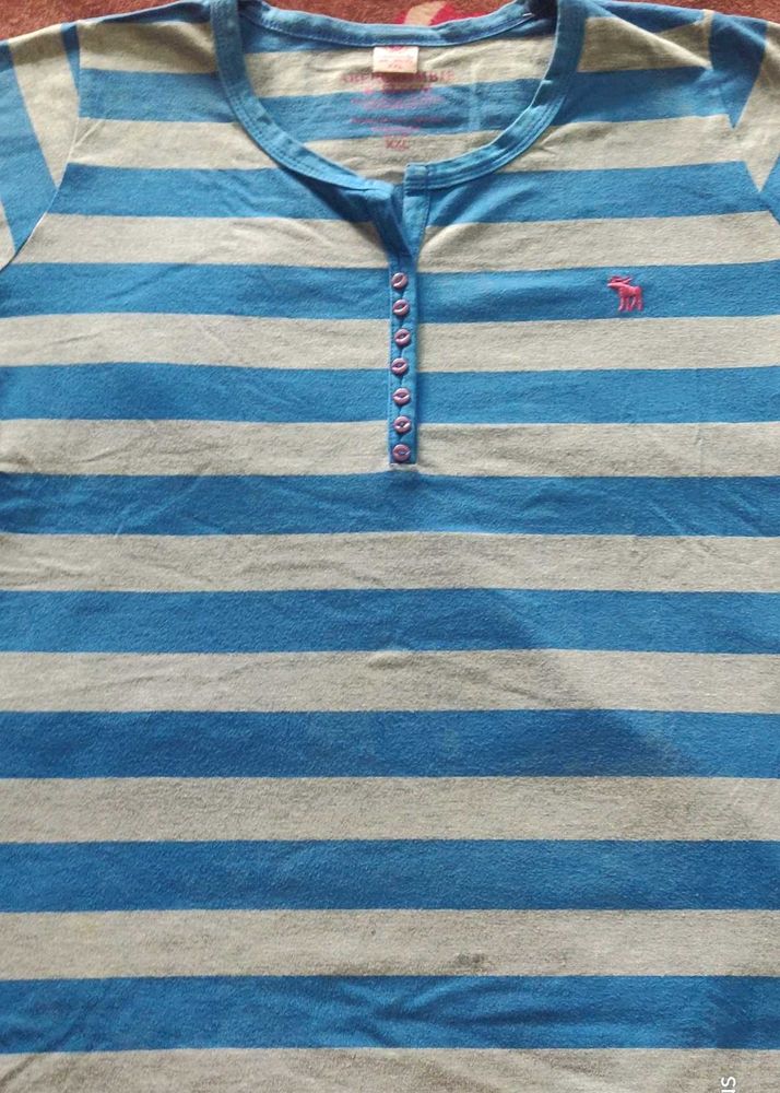 Striped Abercrombie &amp; Fitch Top