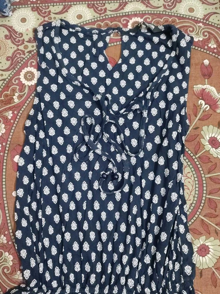 Cute Blue &amp; White Print Dress