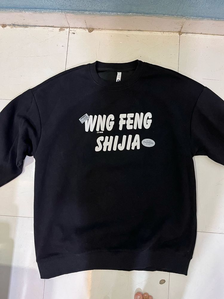 Black Graphic Print Sweatshirt