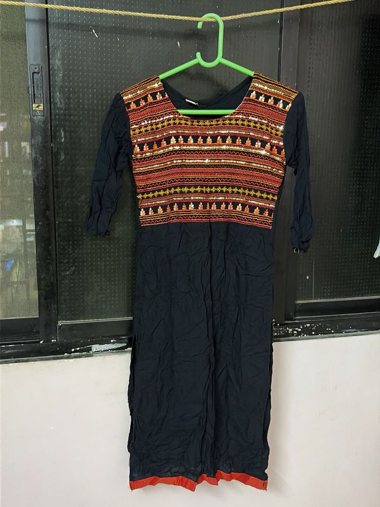 Embroidered Black Kurta