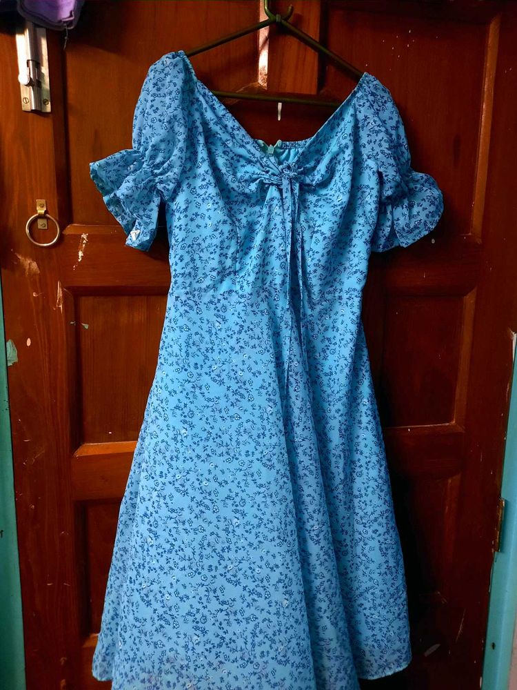 Blue Floral Puff Sleeve Dress