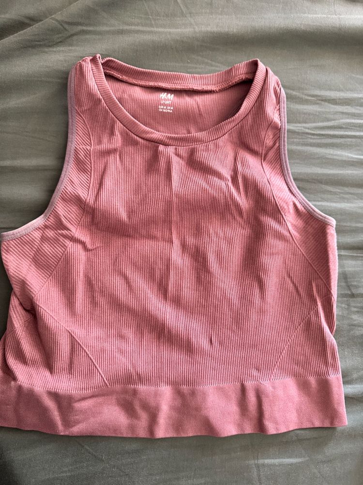 H&amp;M Ribbed Cropped Tank Top