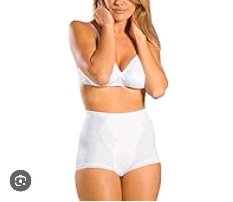 High-Waisted Panties shaper with beautiful bra