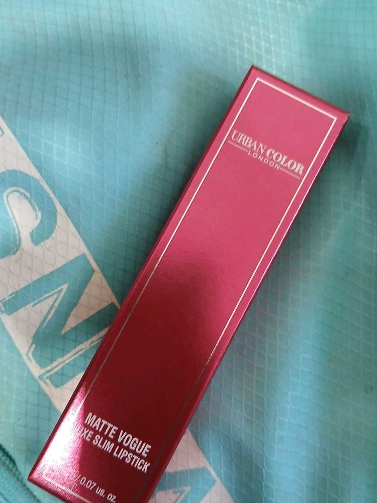 Urban Color Matte Vogue Lipstick