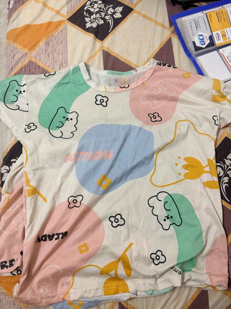 Cute Bear Graphic T-Shirt