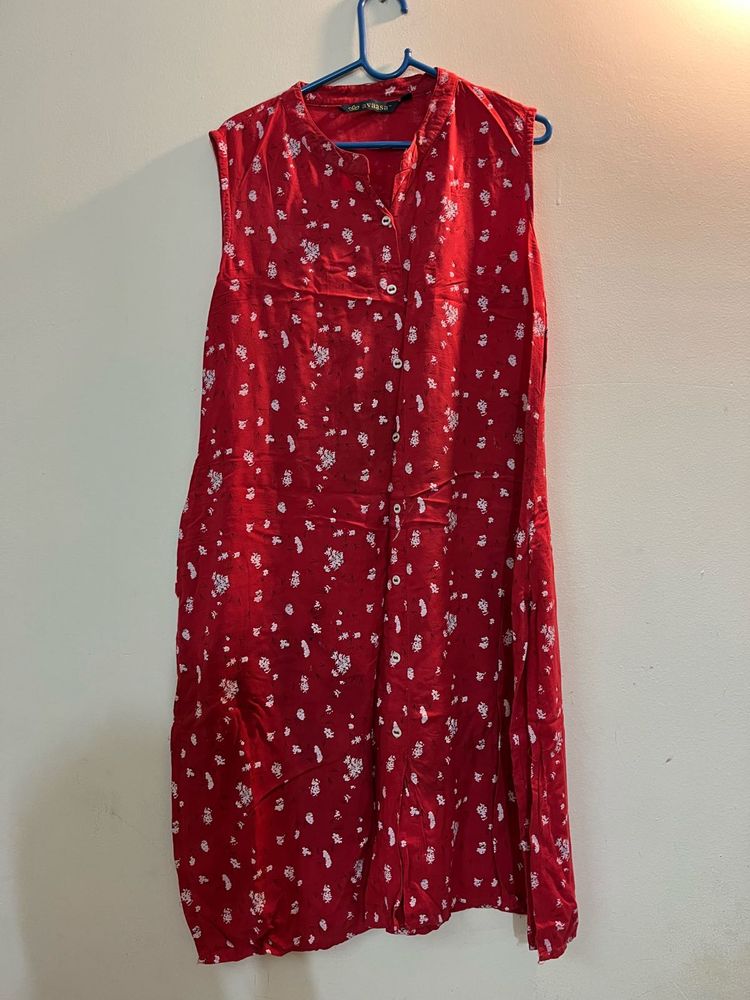 Red Floral Sleeveless Kurti