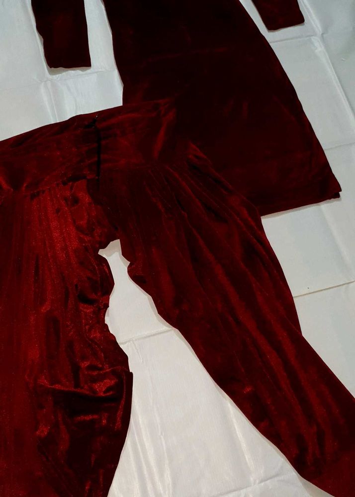 velvet suite 32 size
