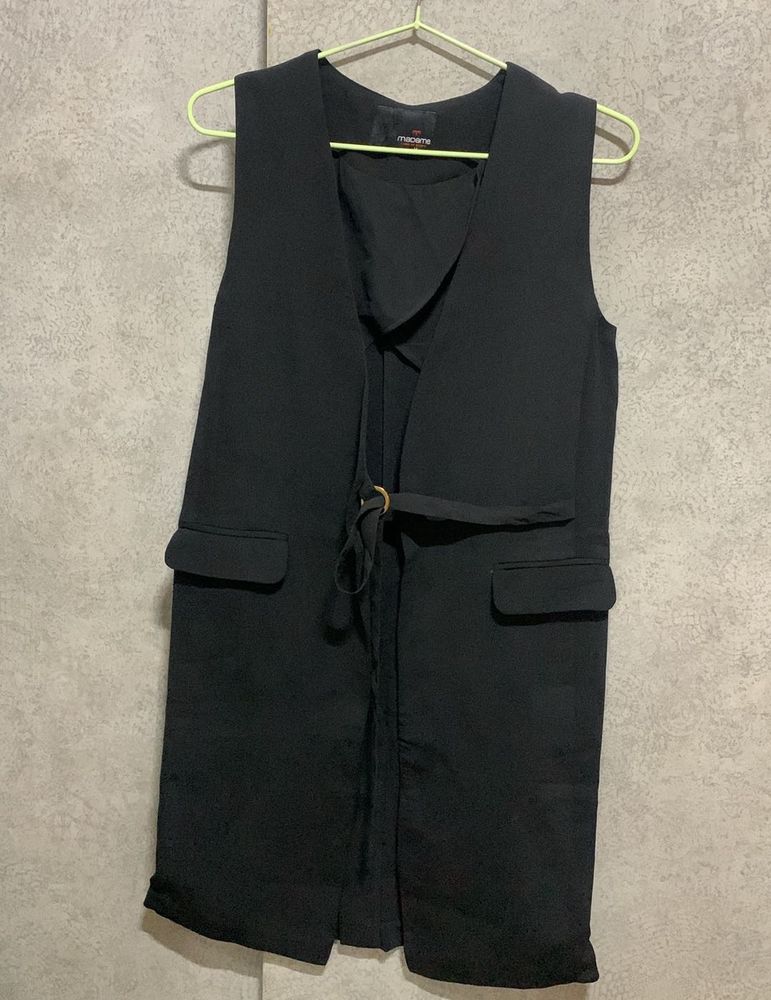 Black Sleeveless Trench Vest