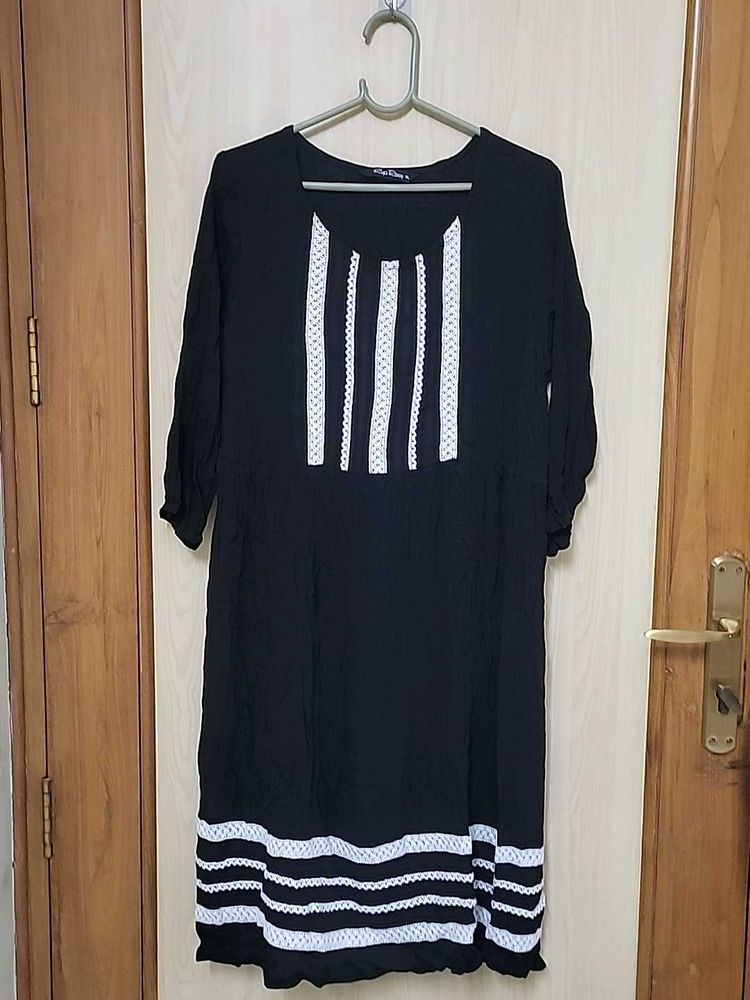 Black Kurta with White Lace Detail never used