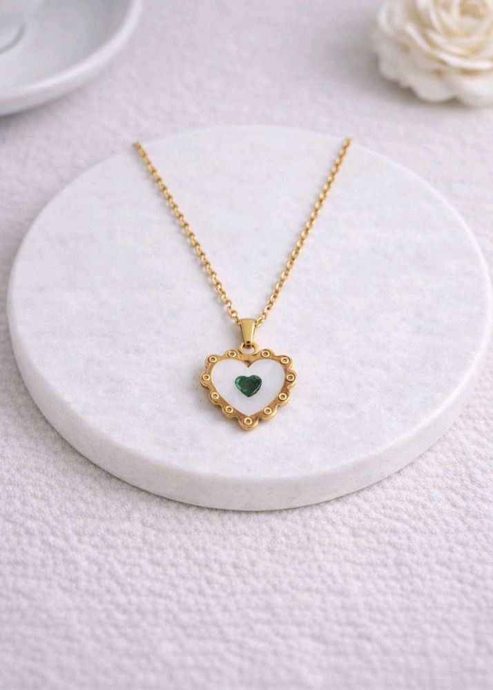 Heart Pendant Necklace - Gold Tone