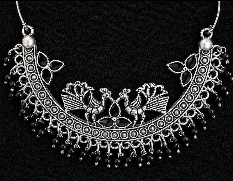 Elegant Silver &amp; Black Peacock Necklace