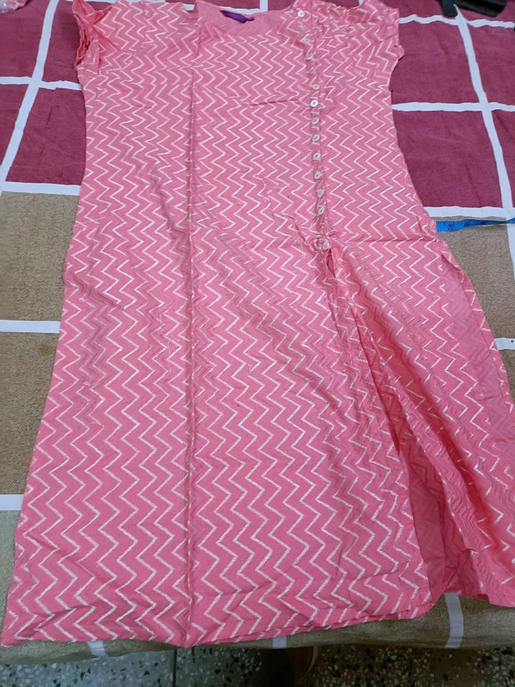 Srishti Brand Front Cut Kurta In Xl Size For Women